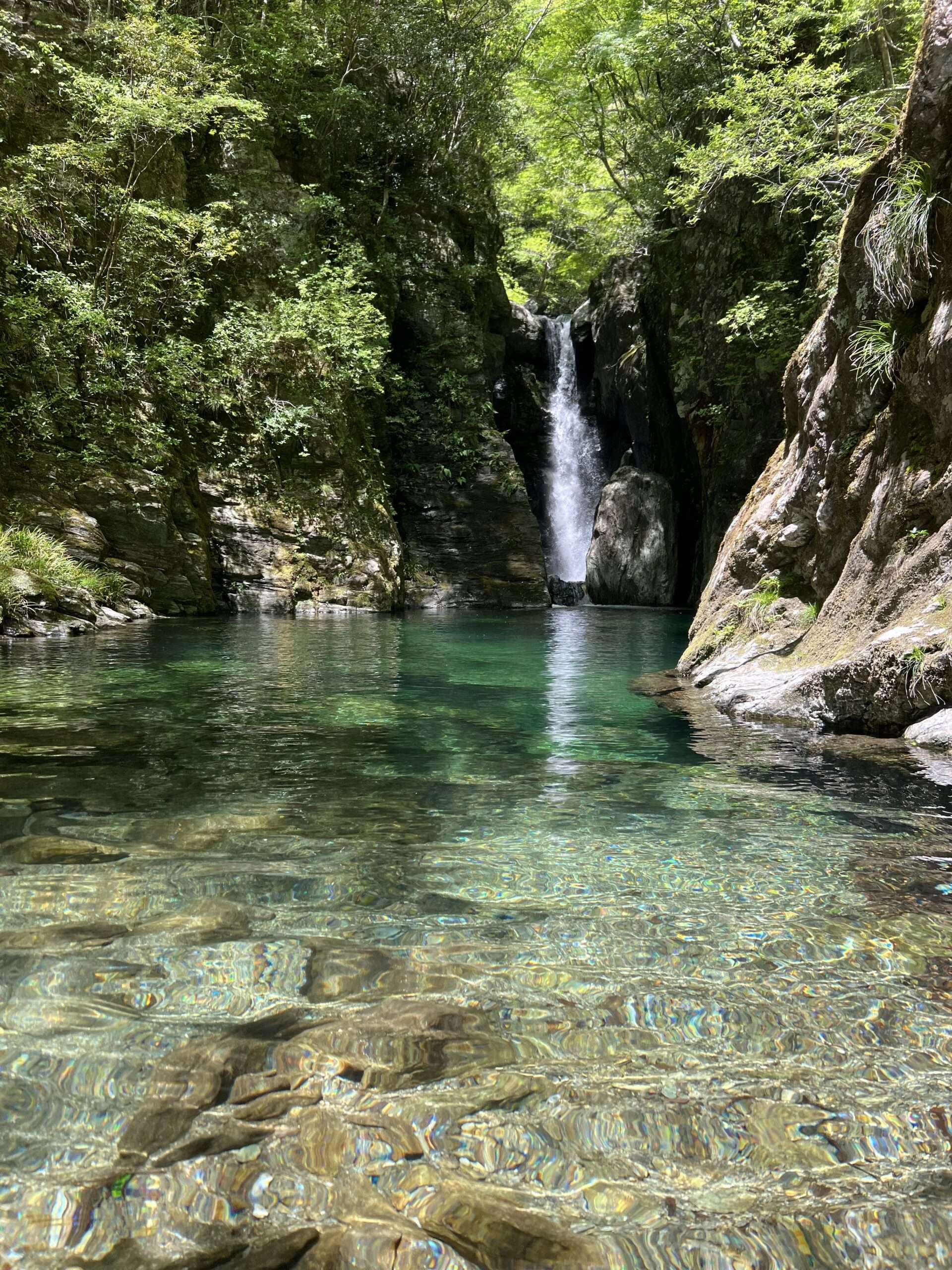 仁淀川石(四国) 仁淀川の五色石 | 観光スポット | 一般社団法人 仁淀ブルー観光協議会